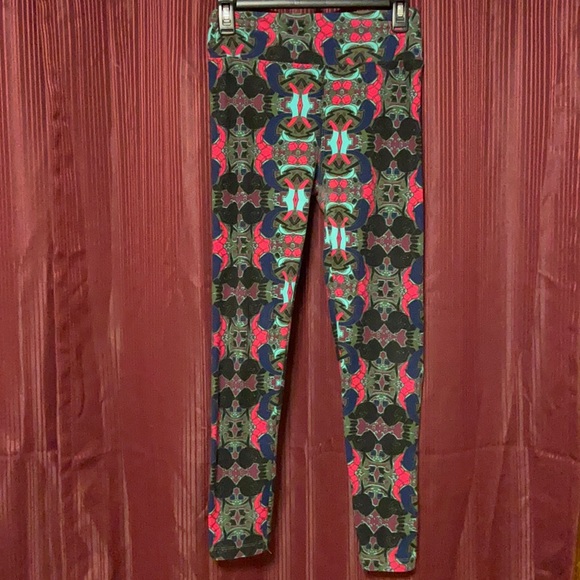 LuLaroe leggings. One size. - Picture 1 of 2